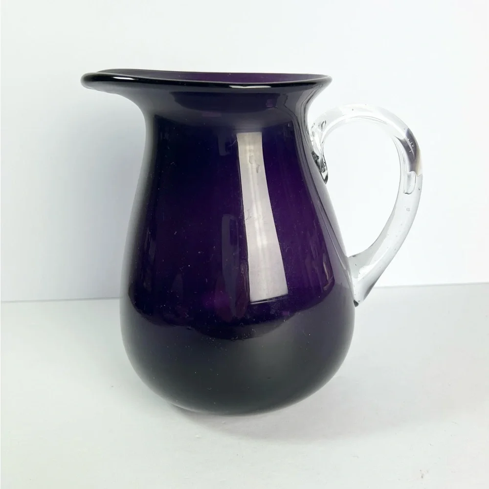 Art‎ Glass Pitcher clear handle Purple excellent